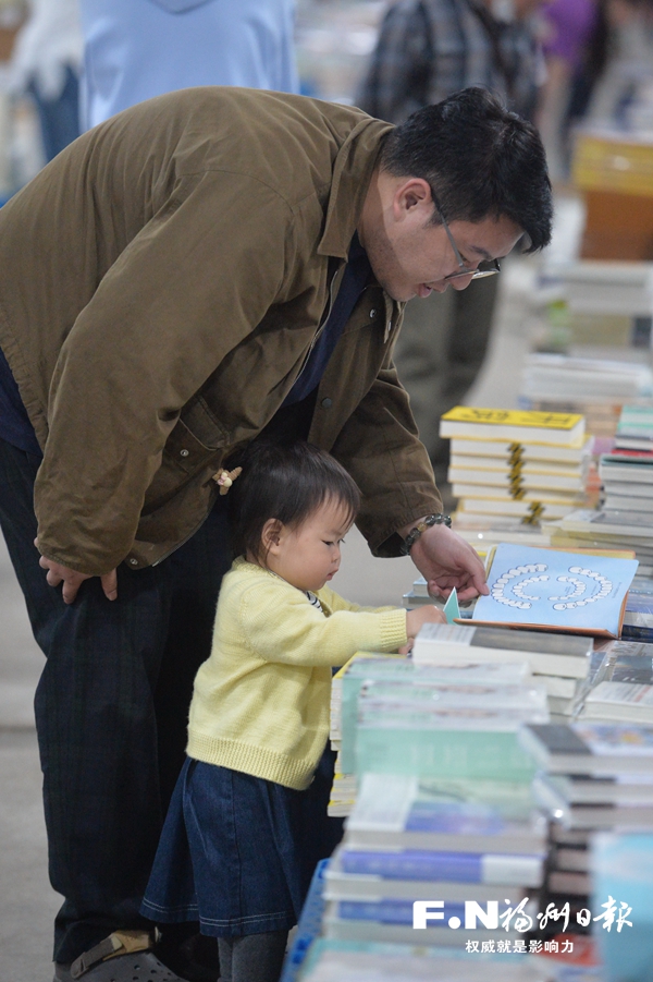 福州亲子阅读调查：今天，你带孩子阅读了吗？