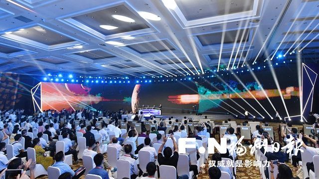 2020年中国航天大会主论坛18日举行