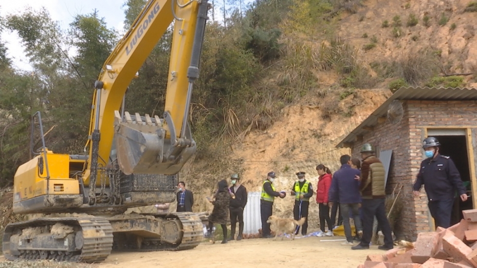 守住耕地保护红线 闽清塔庄镇一处违建被拆除