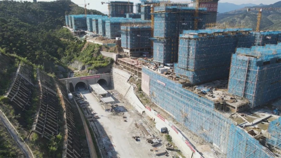 梅溪新城第二通道工程隧道双向贯通！预计10月交付使用