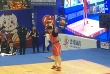 115公斤！中国选手敖辉抓举夺冠