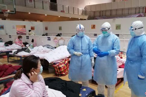 武汉武体方舱医院“休舱” 76名患者将进行转诊处理